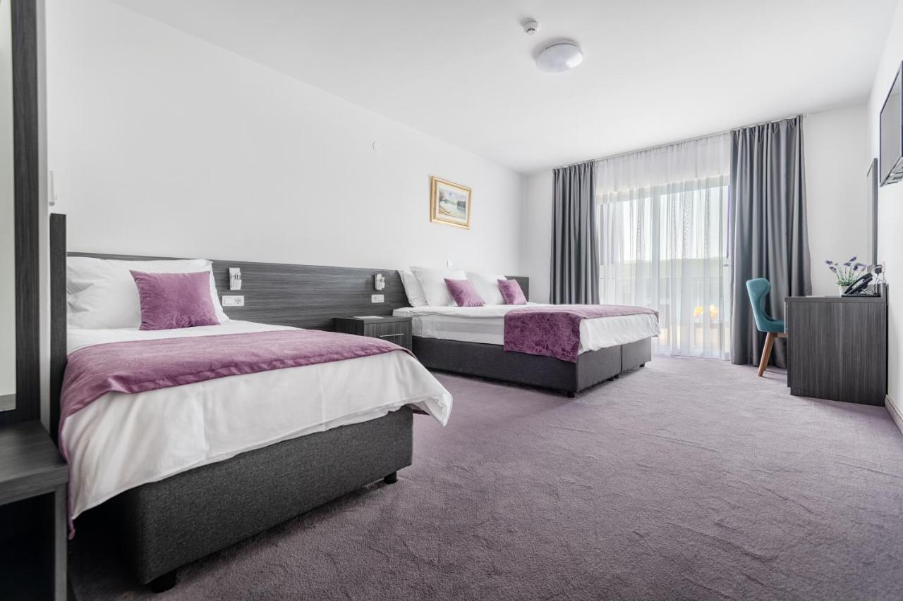 Hotel Novum Неум Екстер'єр фото